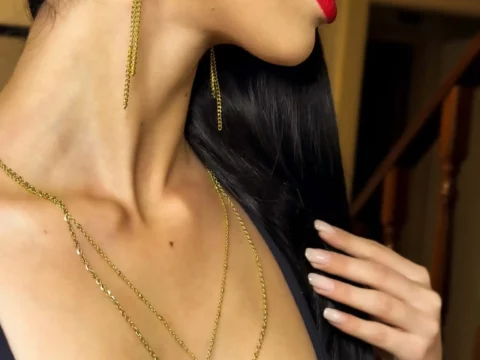 Alisia necklace
